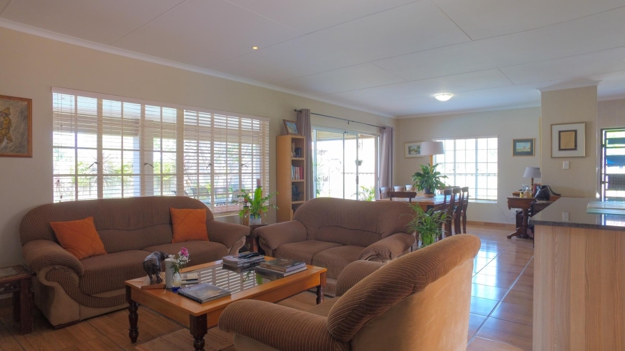 3 Bedroom Property for Sale in Hexrivier Lifestyle Estate North West